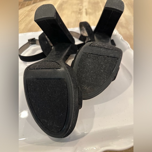 Amanda Womens Faux
Suede Ankle Strap Platform Pumps Size 8 - Picture 4 of 7